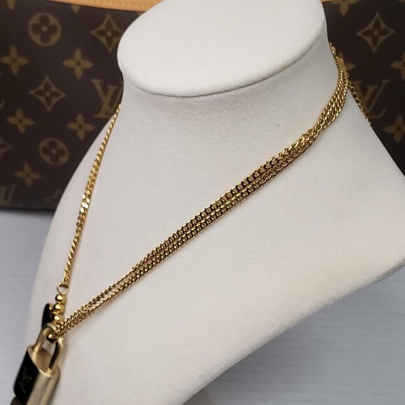 Louis Vuitton Lock & Key w/ Unbranded Heart Love Golden Stainless Steel Chain - Picture 13 of 14